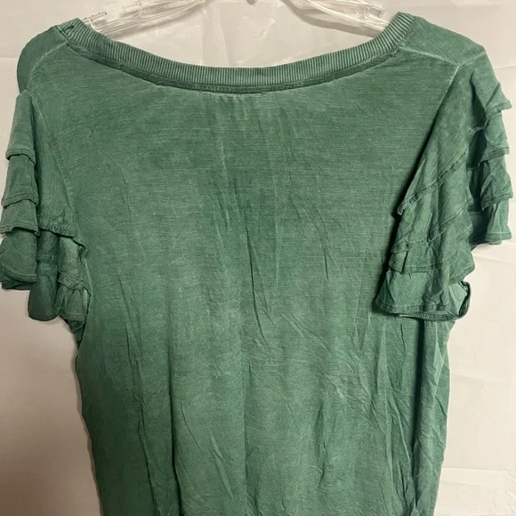 Jane and Delancey Green Short Sleeve Top - Picture 3 of 3